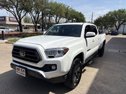 Used 2023 Toyota Tacoma SR5 image 32