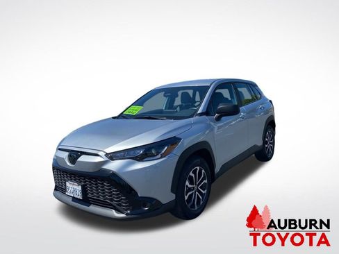 Used 2025 Toyota Corolla Cross AWD Hybrid image 3