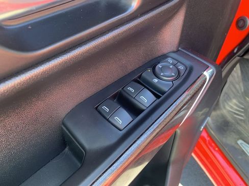 Used 2021 Chevrolet Silverado 1500 LT Trail Boss w/ Convenience Package II image 15