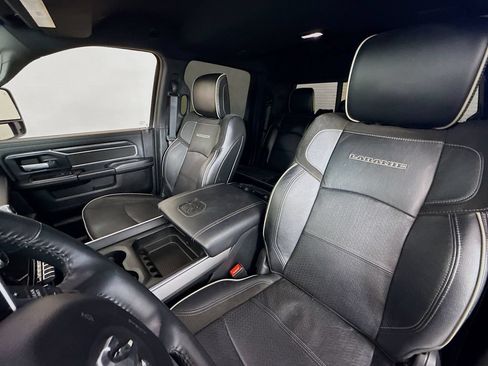 Used 2023 RAM 2500 Laramie w/ Night Edition AWD/4WD image 11