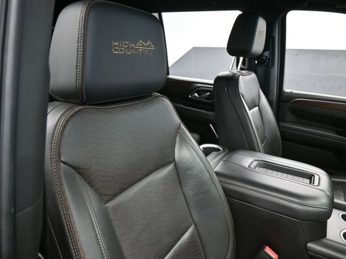 Used 2021 Chevrolet Tahoe High Country AWD/4WD image 54
