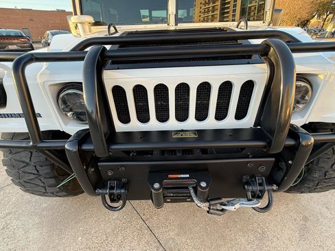 Used 2001 HUMMER H1 4-Door Hard Top image 19