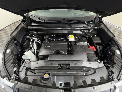 Used 2023 Nissan Pathfinder Platinum image 29