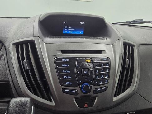 Used 2019 Ford Transit 250 130 Low Roof RWD image 31