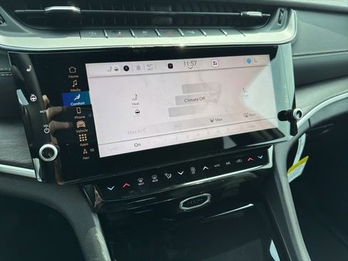 New 2026 Jeep Grand Cherokee Laredo image 17