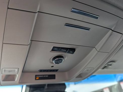 Used 2018 Chevrolet Tahoe LT RWD image 27