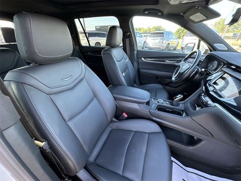 Used 2024 Cadillac XT6 Sport image 26