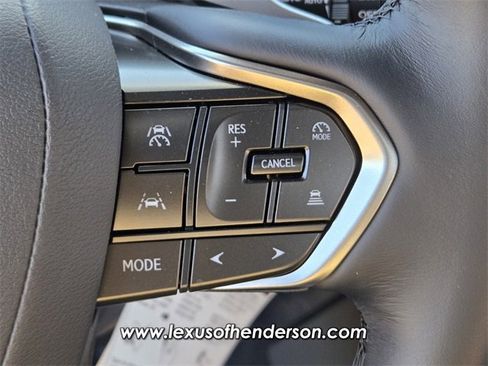 Used 2026 Lexus GX 550 w/ Cold Area Package image 31