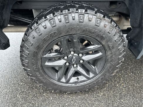 Certified 2022 Chevrolet Silverado 1500 Custom Trail Boss image 32