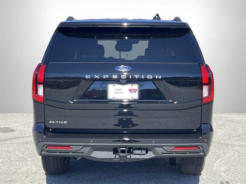 New 2025 Ford Expedition Active image 27