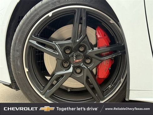 Used 2023 Chevrolet Corvette Stingray Premium Conv w/ Z51 Performance Package image 10