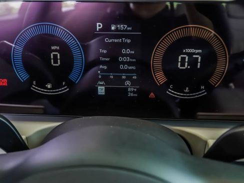Certified 2025 Hyundai Tucson SEL FWD image 31