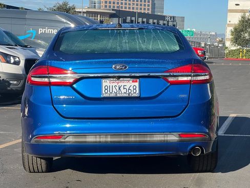 Used 2017 Ford Fusion SE w/ Fusion SE Technology Package image 7