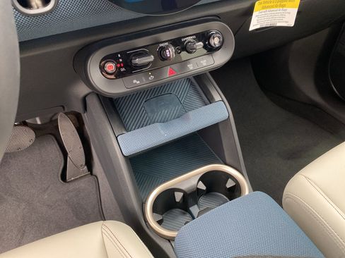 Certified 2025 MINI Cooper Countryman S image 58