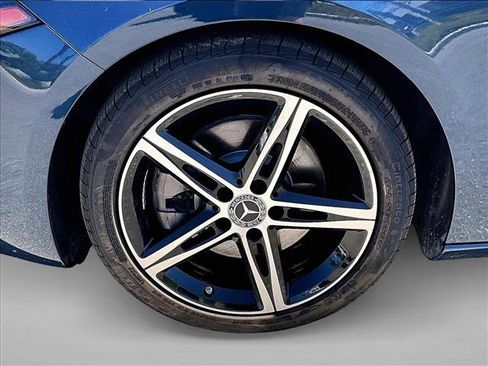 Used 2020 Mercedes-Benz A 220 image 10