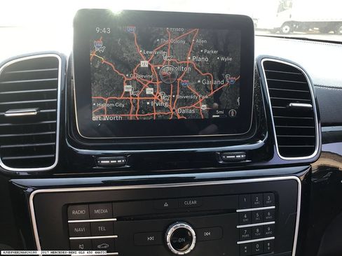Used 2017 Mercedes-Benz GLS 450 4MATIC image 16
