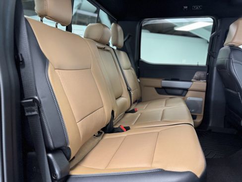 Used 2024 Ford F350 Lariat w/ Chrome Package image 41