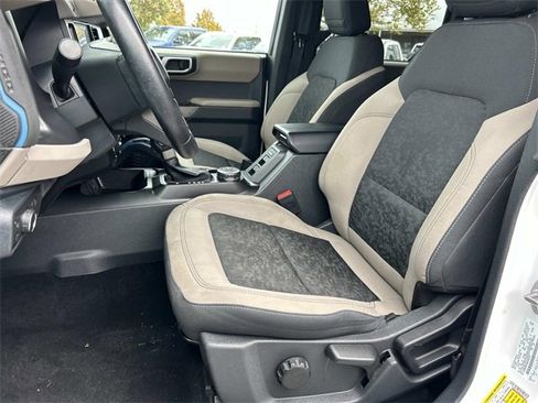 Used 2022 Ford Bronco Wildtrak image 30