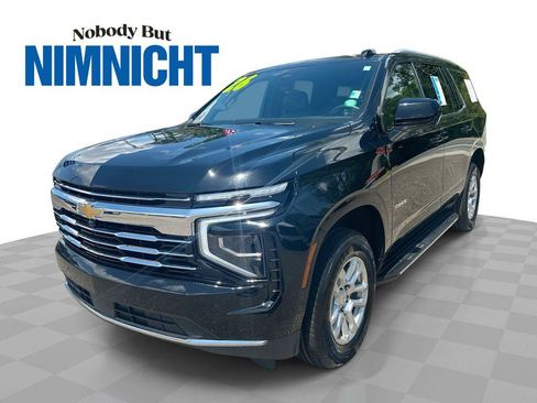 Used 2025 Chevrolet Tahoe LT RWD image 1