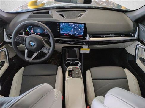 Used 2026 BMW X1 xDrive28i w/ Technology Package AWD/4WD image 15