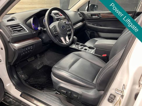 Used 2017 Subaru Outback 2.5i Limited image 4