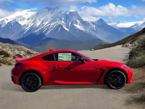 New 2025 Toyota GR86 Premium image 6