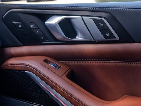 Used 2024 BMW X7 M60i w/ Executive Package image 15