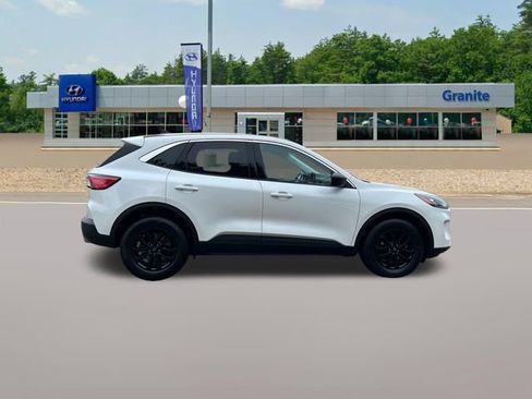 Used 2022 Ford Escape SE w/ Convenience Package AWD/4WD image 7