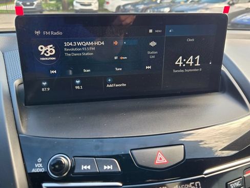 Certified 2025 Acura RDX SH-AWD image 19