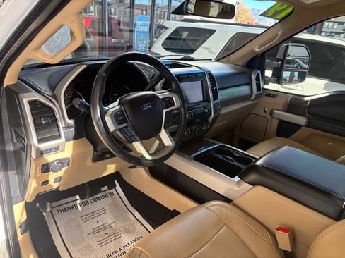 Used 2019 Ford F350 Lariat w/ Lariat Ultimate Package image 7