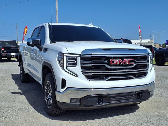 Used 2025 GMC Sierra 1500 SLT AWD/4WD image 25