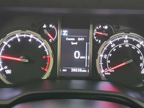 Certified 2022 Toyota 4Runner Limited AWD/4WD image 17