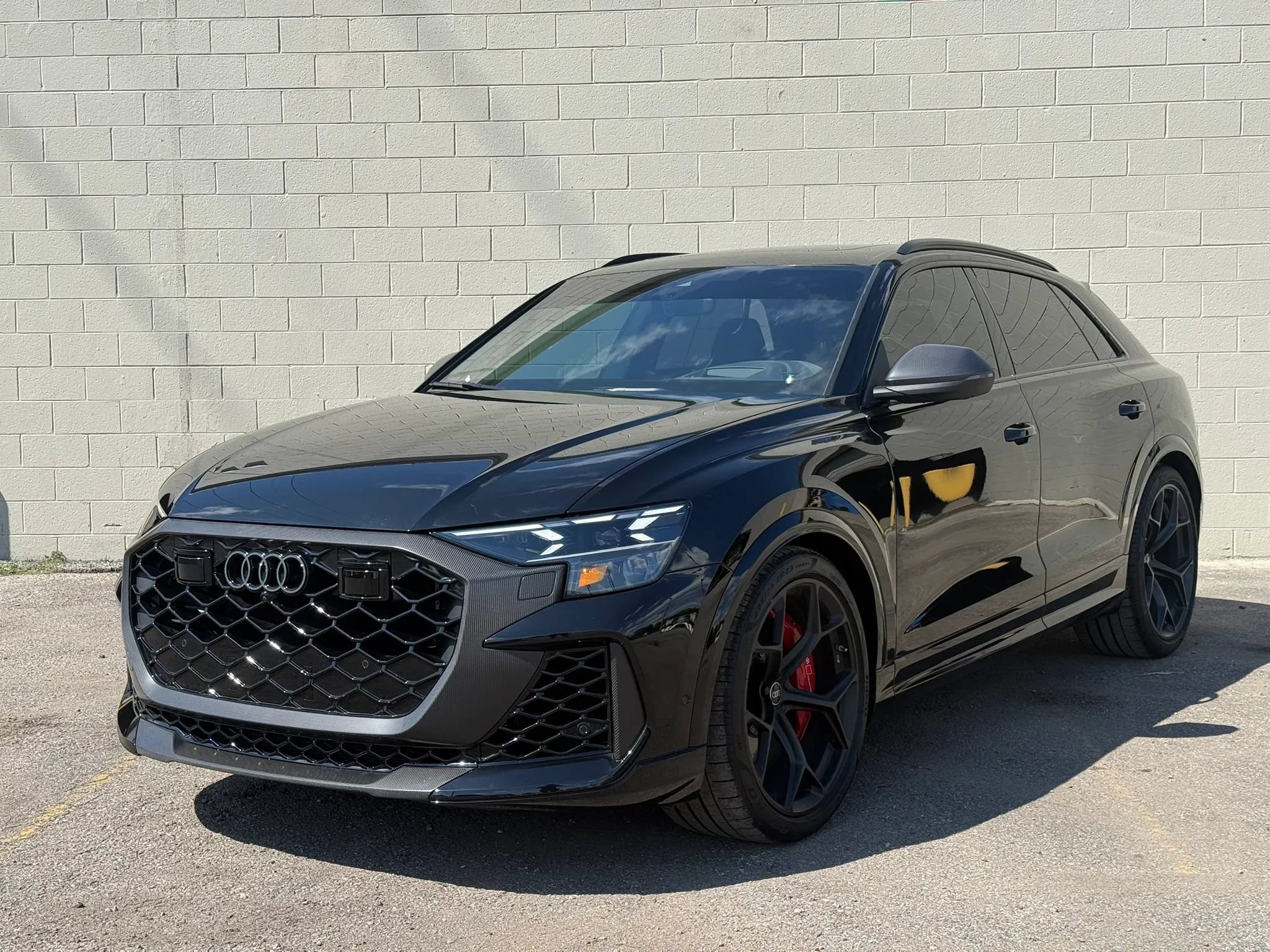Used 2025 Audi RS Q8 performance AWD/4WD image 2