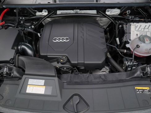 Used 2023 Audi Q5 2.0T Premium w/ Convenience Package image 13