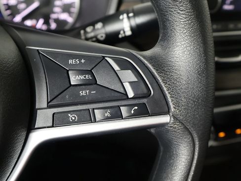 Used 2023 Nissan Altima 2.5 SV FWD image 37