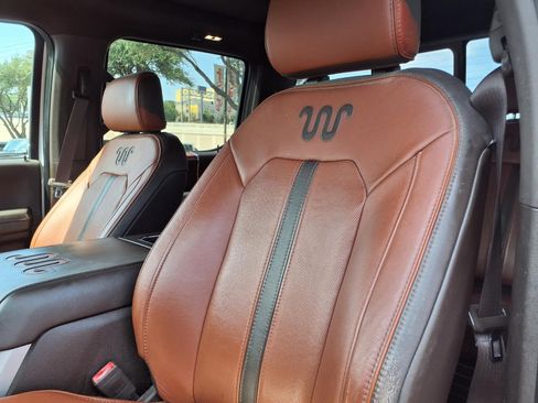 Used 2019 Ford F250 King Ranch w/ King Ranch Ultimate Package AWD/4WD image 14