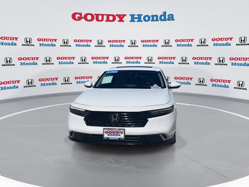 Certified 2023 Honda Accord Touring image 3