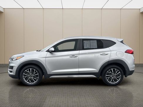 Used 2021 Hyundai Tucson SEL image 2
