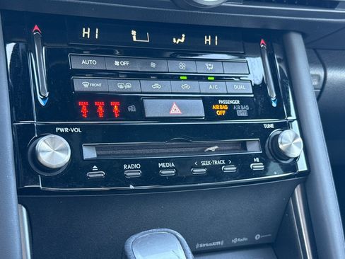 Certified 2022 Lexus IS 350 F Sport image 26