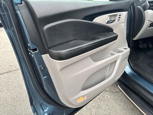 Used 2019 Honda Pilot Touring image 18