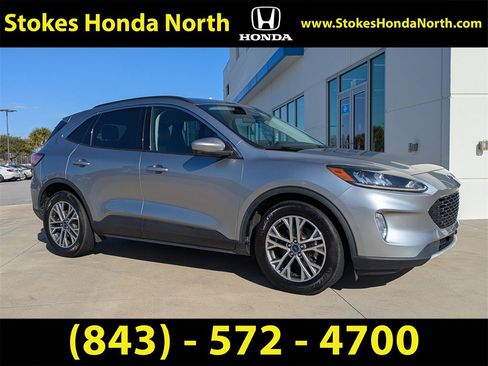 Used 2021 Ford Escape SEL image 2