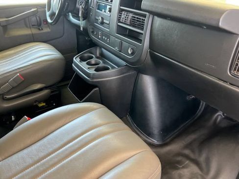 Used 2021 Chevrolet Express 2500 Extended w/ Driver Convenience Package RWD image 18