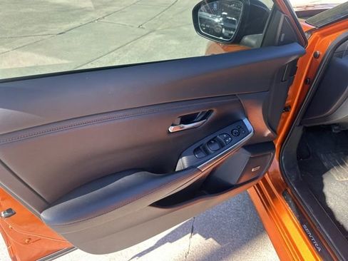 Used 2023 Nissan Sentra SR w/ SR Premium Package image 22