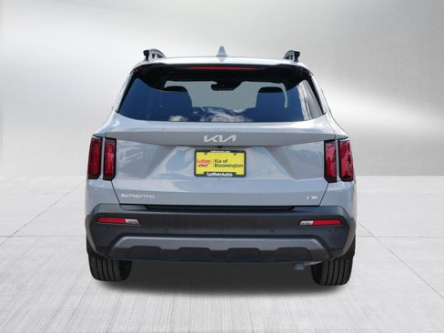 Certified 2023 Kia Sorento X-Line EX AWD/4WD image 6