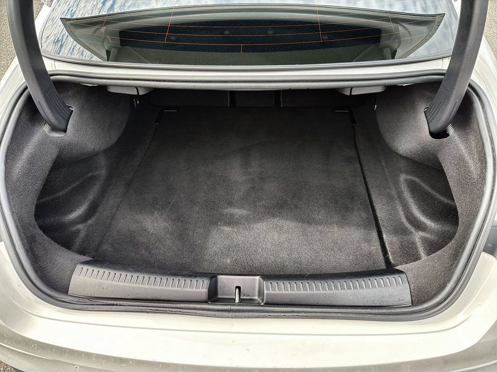 Used 2022 Mercedes-Benz CLA 250 4MATIC image 27