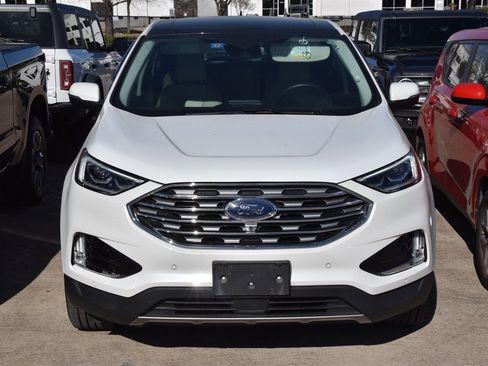 Used 2021 Ford Edge Titanium w/ Equipment Group 301A image 3