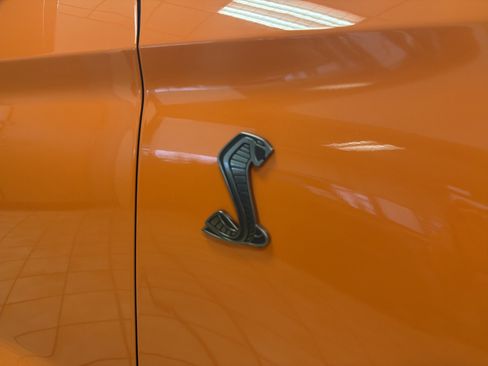 Used 2020 Ford Mustang Shelby GT500 w/ Technology Package image 8