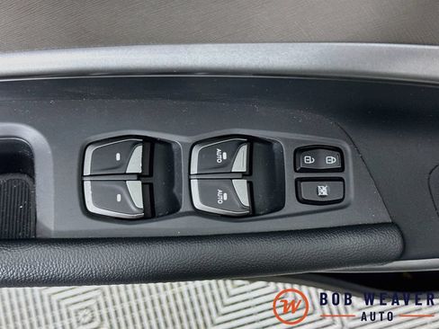 Used 2018 Hyundai Santa Fe SE w/ Cargo Package AWD/4WD image 21