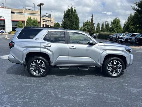 Used 2026 Toyota 4Runner TRD Sport Premium AWD/4WD image 3