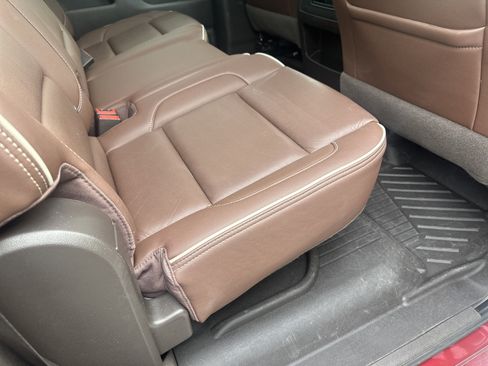 Used 2018 Chevrolet Silverado 1500 High Country image 26